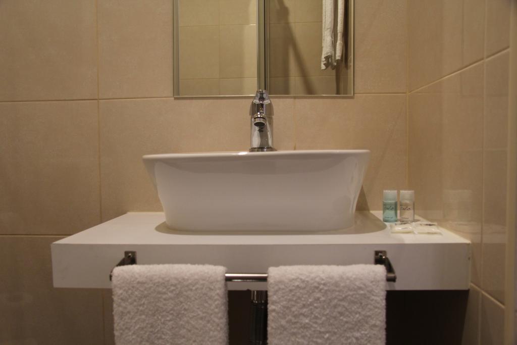 Decanting House Hotel 2*